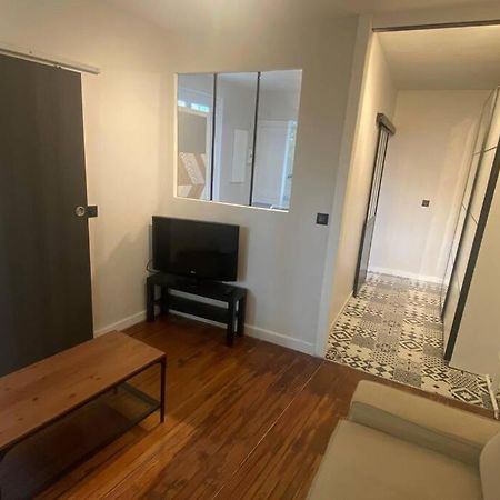 Grand Studio Refait A Neuf ! Yerres Dış mekan fotoğraf
