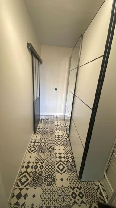 Grand Studio Refait A Neuf ! Yerres Dış mekan fotoğraf